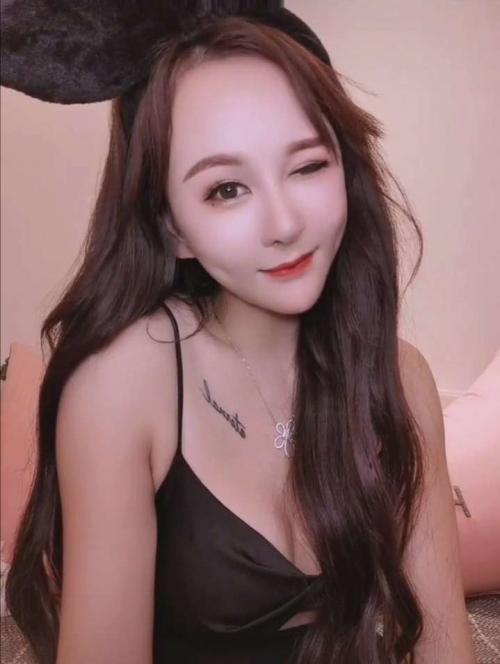 邻居家的小姐姐兼职超嫩 第5张