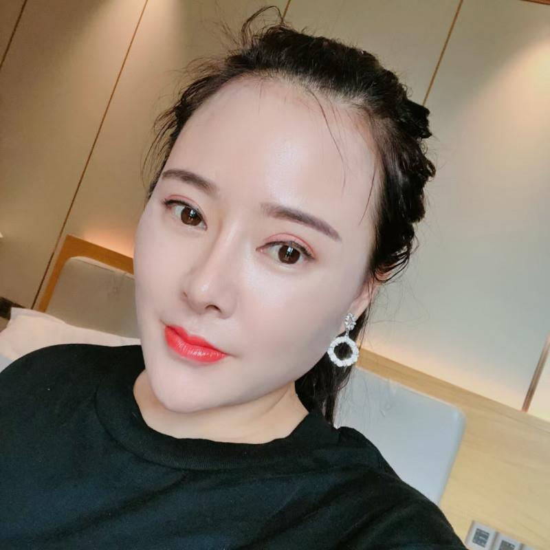 是个少妇 第1张