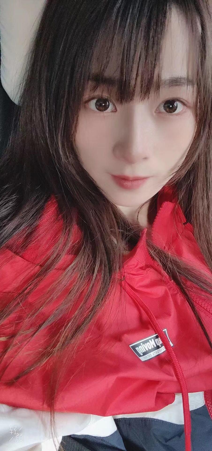 上海浦东欲求不满的小骚逼贝儿 第1张