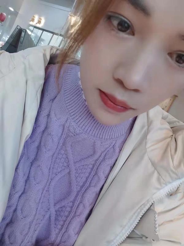 挺好看的一女的 第1张