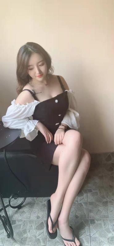 口活不错的微胖骚货 第1张