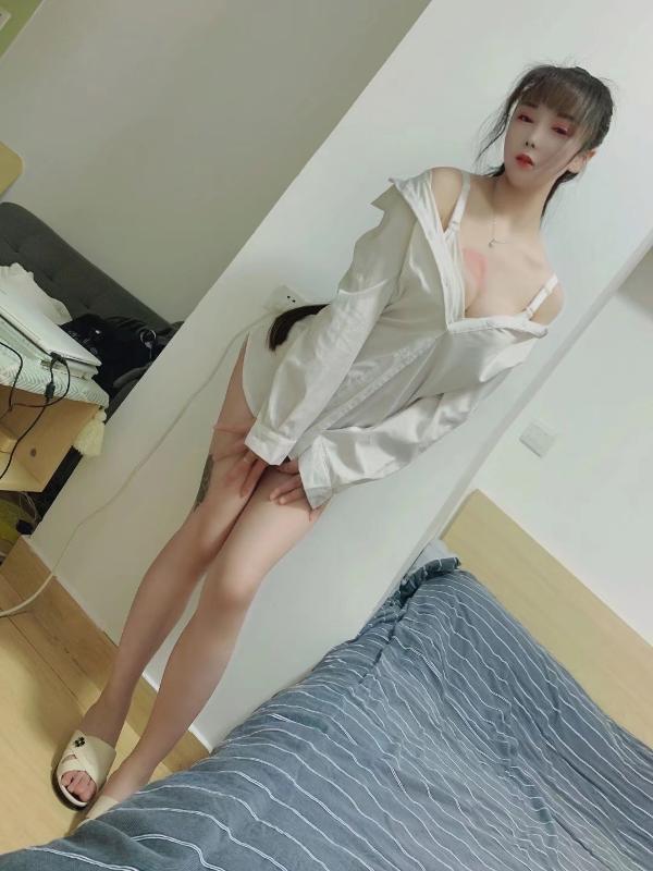 温柔妹子猫猫 第1张