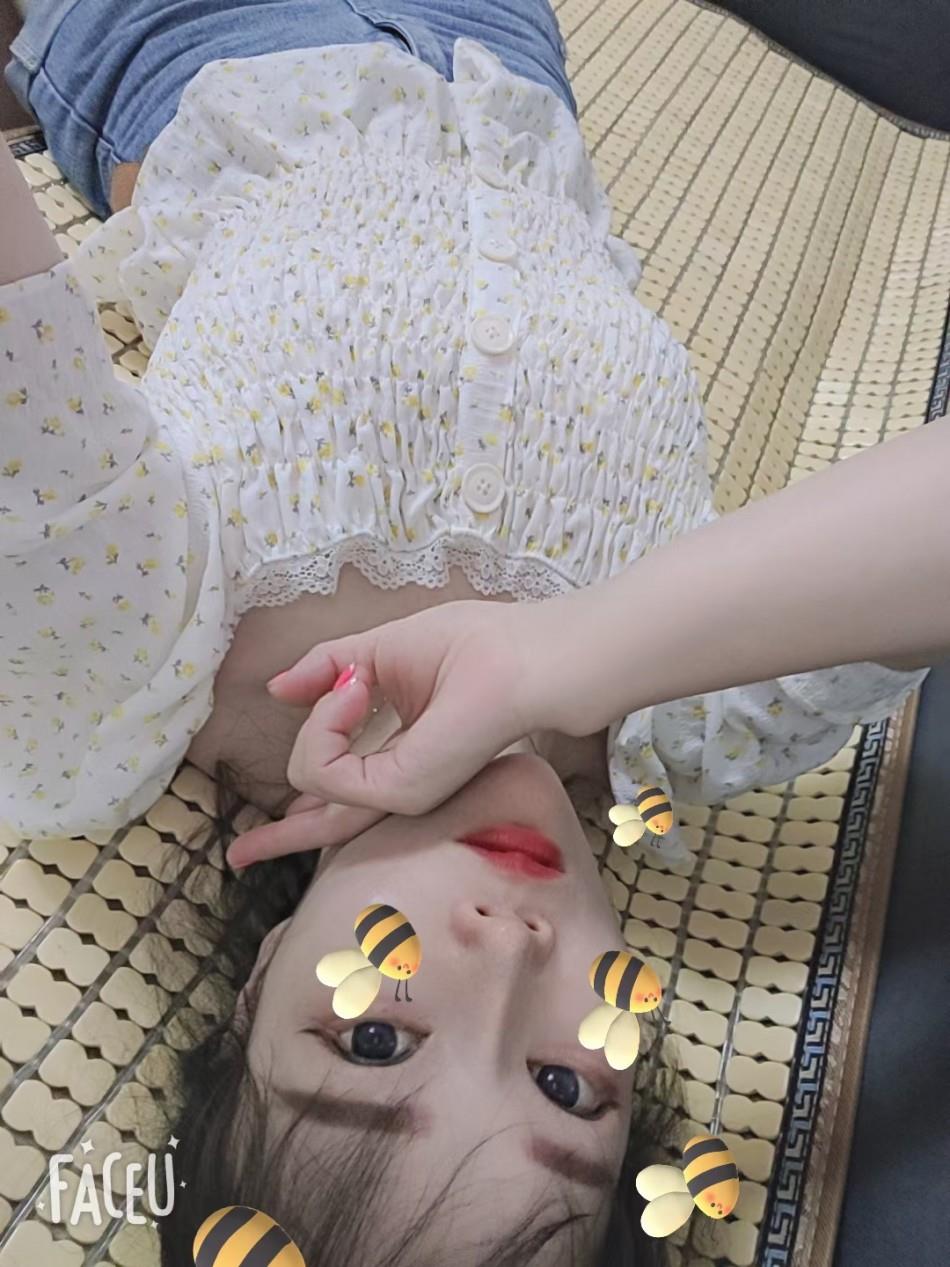 葛家车村附近，大奶少妇 第1张